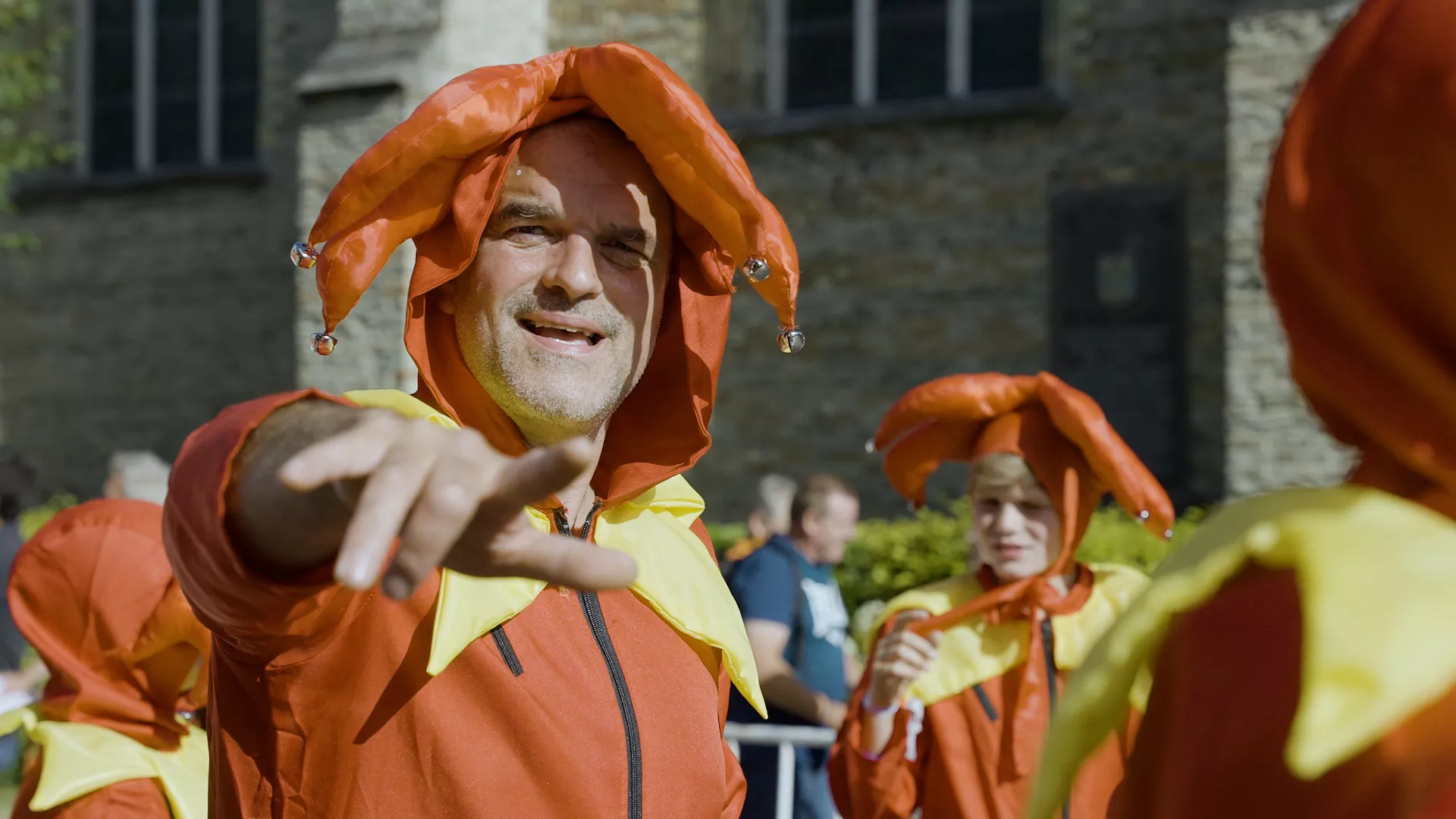 Gemeente PIttem nar op volksfeest