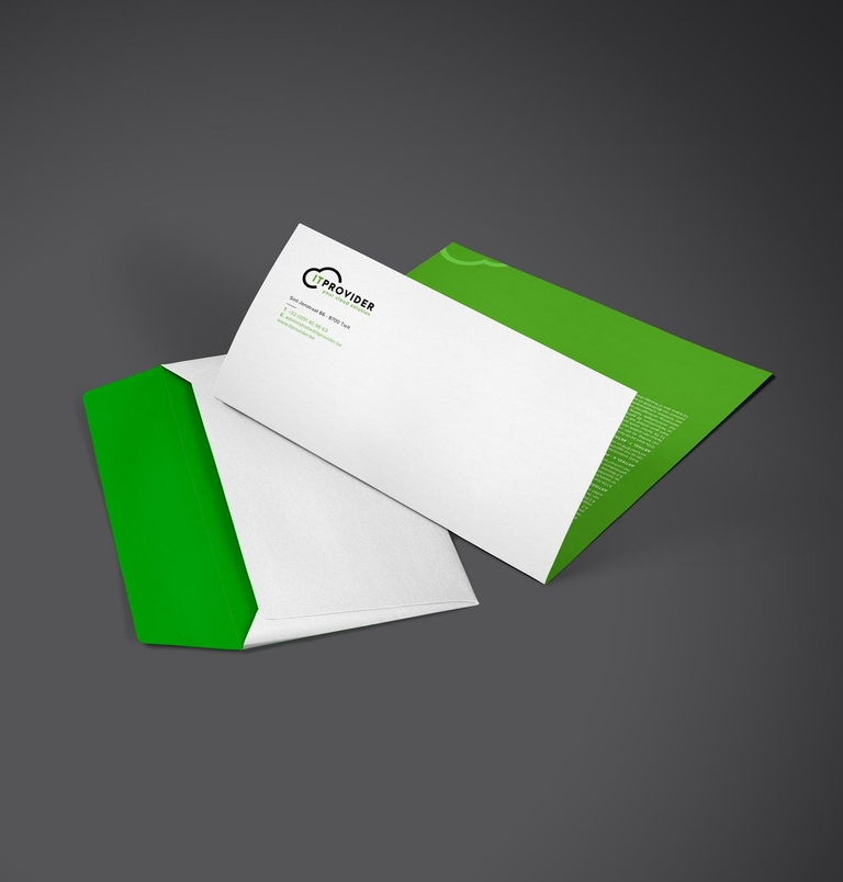 IT provider enveleop en briefpapier mockup