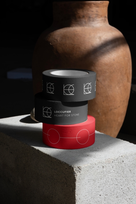 Tegels Loccufier mock-up van drukwerk op tape